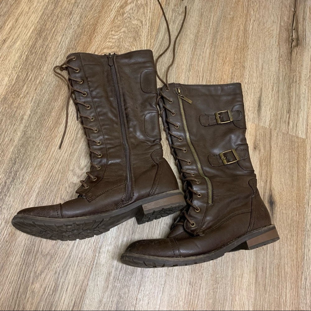 Women’s Groove Mid-calf Brown Boots Size 8
